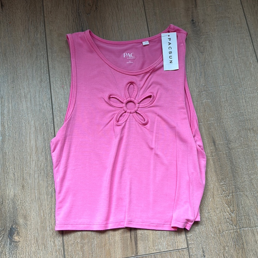 PacSun Hot Pink Crop Top Shirt with a Flower RARE ❤️
